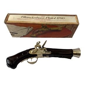 Vtg Avon Blunderbuss Pistol 1780 Cologne Bottle Everest After Shave Full Box